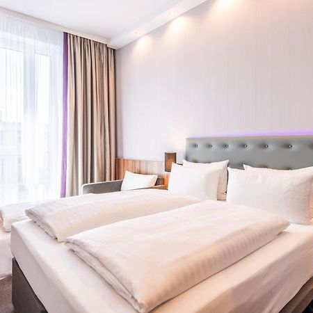 Premier Inn Heidelberg City Centre Bagian luar foto