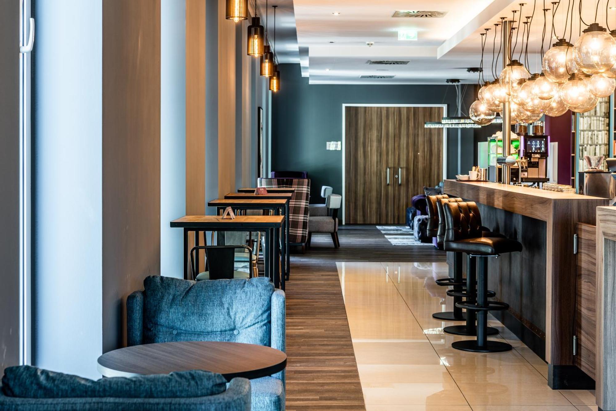 Premier Inn Heidelberg City Centre Bagian luar foto